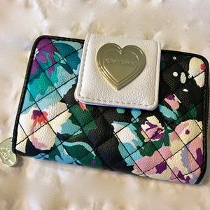 Betsey Johnson Tab Bifold Wallet NWOT